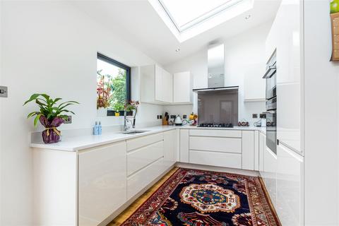 50 Lambert Avenue, Richmond, TW9 4QU
