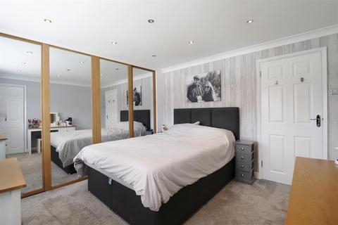 10 Cheviot Close, Bexleyheath, DA7 6SP