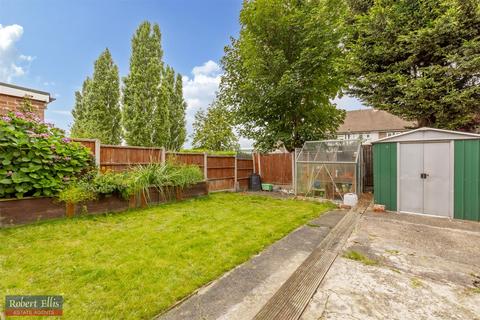 6 Arnside, Stapleford, Nottingham, NG9 7EY