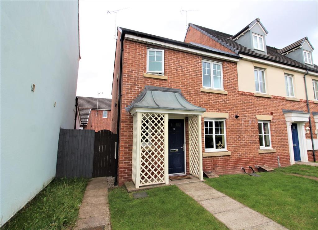 Hardwick Drive, Gwersyllt, Wrexham 3 bed end of terrace house £180,000