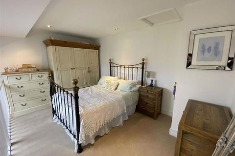 4, Howard House Anson Road, Wilmslow, SK9 2HE