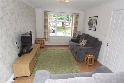 25 Castle Walks, Chirk, Wrexham, LL14 5LQ