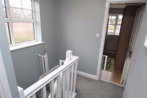 25 Castle Walks, Chirk, Wrexham, LL14 5LQ