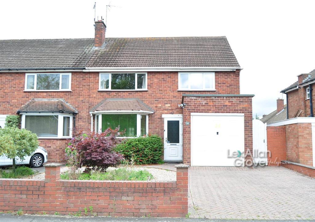 Hagley Road, Hayley Green, Halesowen 3 bed semidetached house £290,000