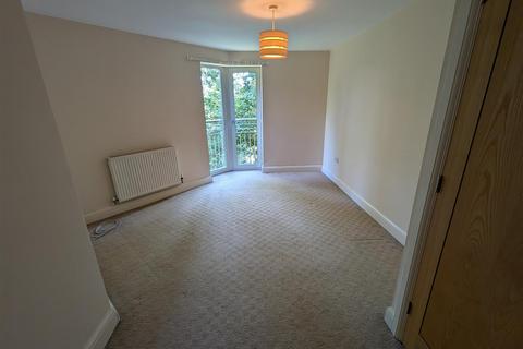 2 bedroom apartment to rent, Birchfield Road, Redditch