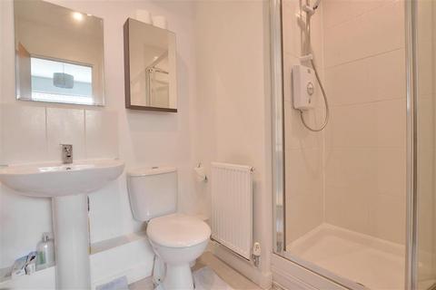 43 Taylor Close, Tonbridge, TN9 2FE