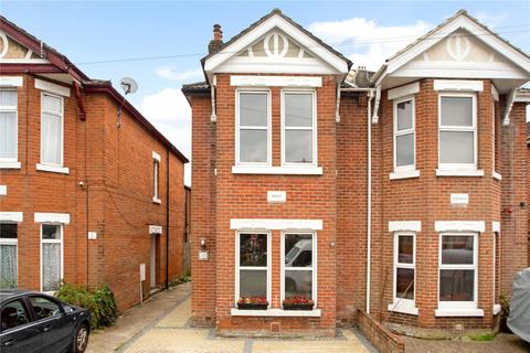 33 Darwin Road, Southampton, SO15 5BW