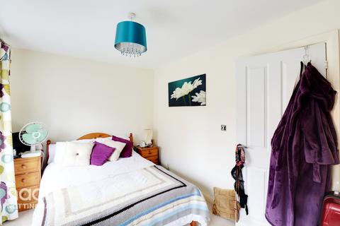 15 Blake Close, Nottingham, NG3 2HB