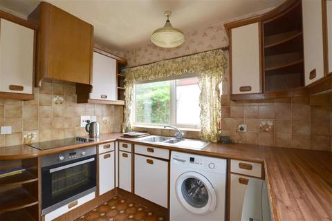 3 Cherry Grove, Tonbridge, TN10 4NA