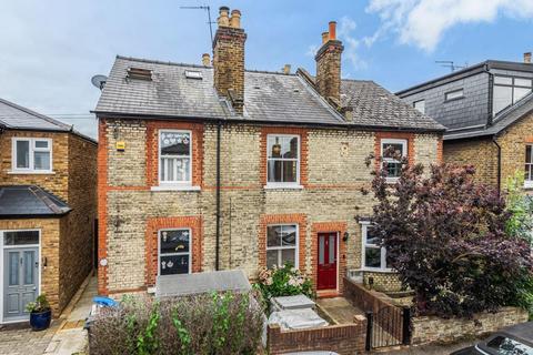 24 Bearfield Road, Kingston Upon Thames, KT2 5ET