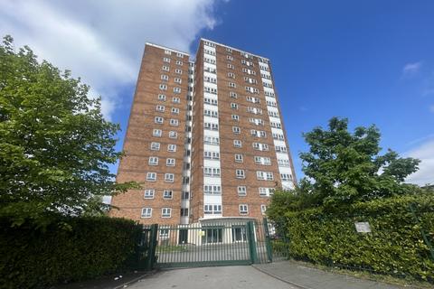 2 bedroom flat to rent, City View, Highclere Avenue, Salford, M7 4ZU