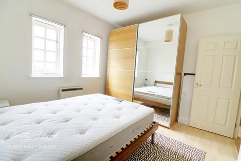 20 Gilbert Close, London, SE18 4PT