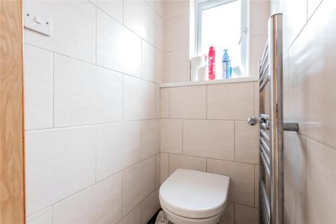 18 Warwick Gardens, London, N4 1JF