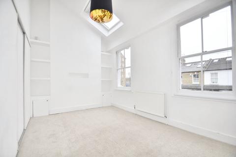 4 bedroom end of terrace house to rent, Dale Street, Chiswick, London  W4