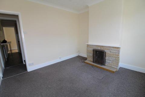 2 bedroom terraced house to rent, Pearce Road, Ipswich, IP3