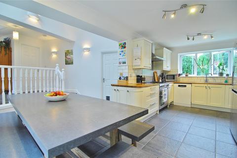 19 Padin Close, Chalford, Stroud, GL6 8FB