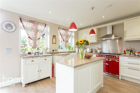 12 Beech Avenue, Enfield, EN2 9DD