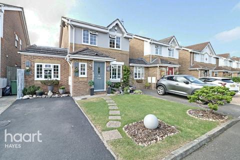 11 Wepham Close, Hayes, UB4 9YG