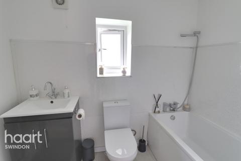 1 Lineacre Close, Grange Park, Swindon, SN5 6DA