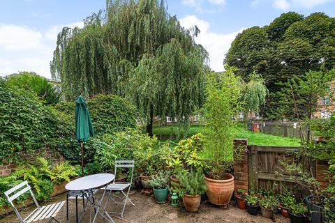 58 Whitby Court, London, N7 0SU
