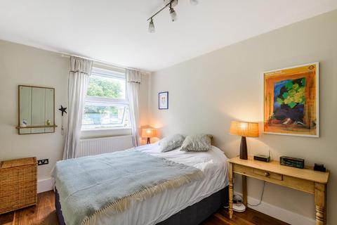 58 Whitby Court, London, N7 0SU