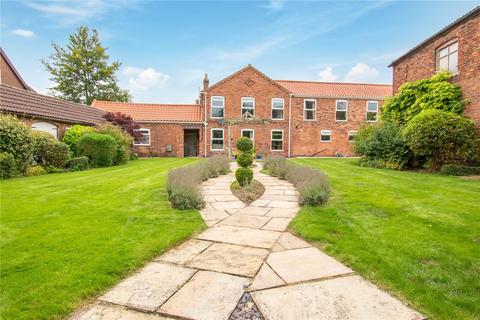 4 bedroom detached house for sale - Wold Road, Barrow Upon Humber, North Lincolnshire, DN19
