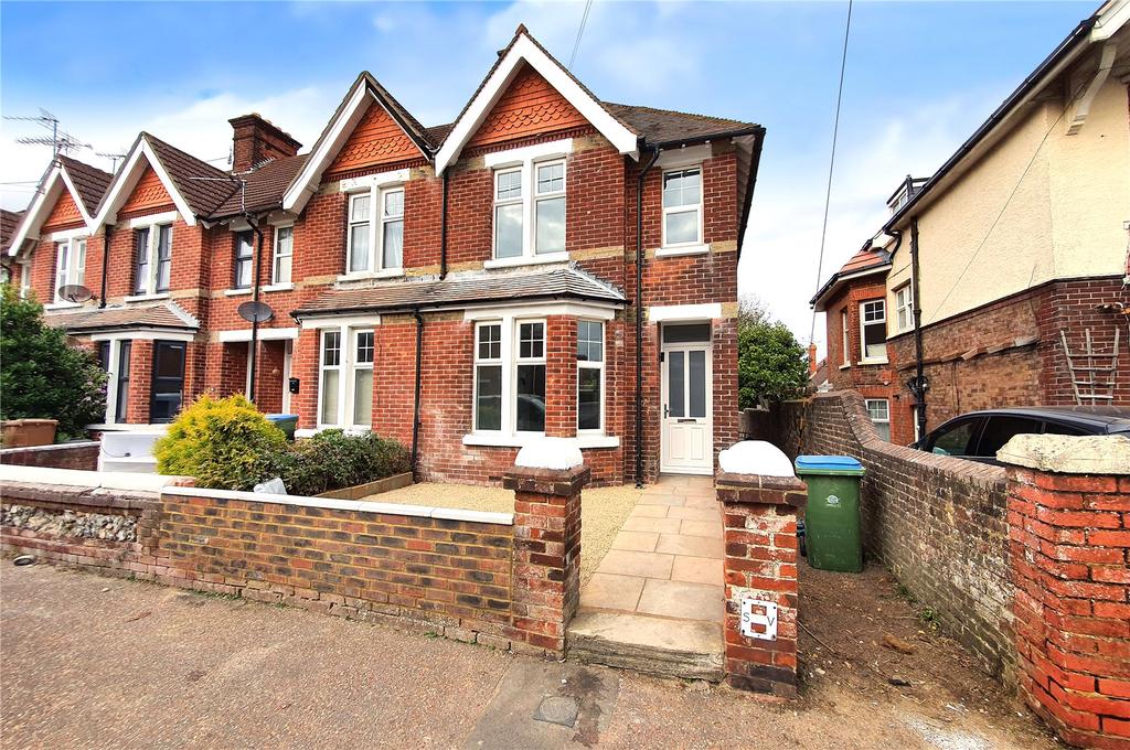 East Ham Road, Littlehampton 3 bed end of terrace house £335,000