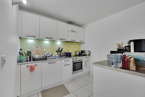 2 bedroom flat to rent, Washington Building, Lewisham