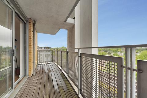 2 bedroom flat to rent, Washington Building, Lewisham