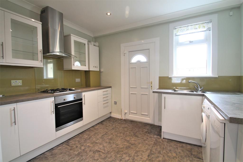 Kelton Street, Sandyhills, Glasgow G32 2 bed ground floor flat £95,000