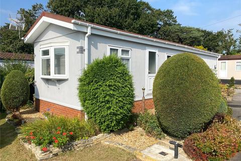 2 bedroom detached house for sale - Doveshill Park, 18 Barnes Road, Bournemouth, Dorset, BH10