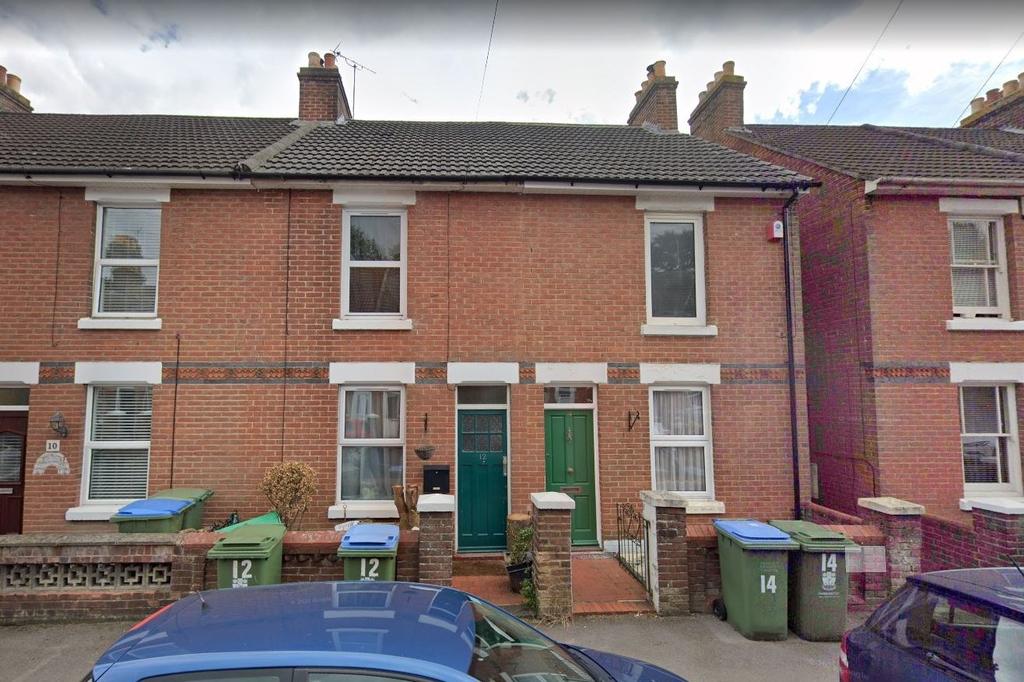 New Road, Fareham 2 bed terraced house £240,000
