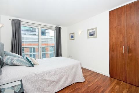 2 bedroom apartment to rent, Fairmount Avenue, E14