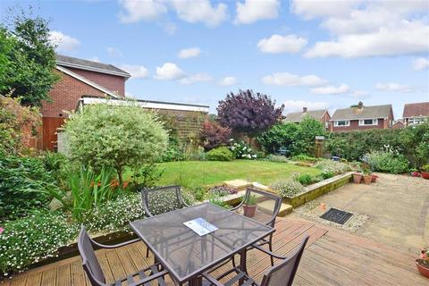 30 Billings Hill Shaw, Hartley, Longfield, DA3 8EU