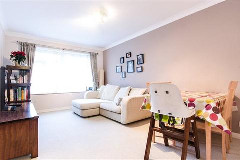 2 bedroom apartment to rent, Melbury Gardens, West Wimbledon