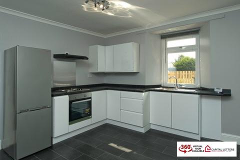2 bedroom flat to rent, Walkinshaw Street, Renfrewshire PA5