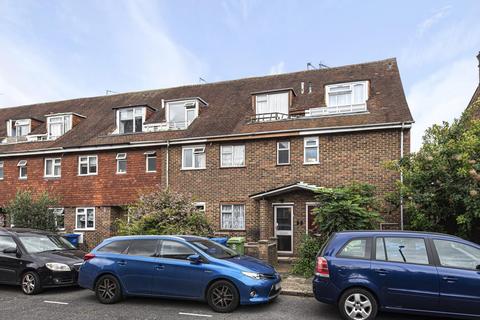 90 Ambergate Street, London, SE17 3SA