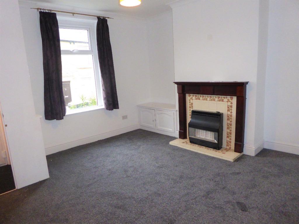 Hufling Lane, Burnley, BB11 2 bed terraced house £525 pcm (£121 pw)