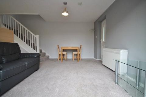 1 bedroom end of terrace house to rent, Briarwood Close, Feltham, Middlesex, TW13