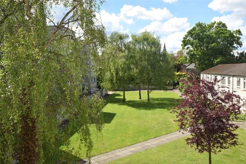 39 Christian Square, Windsor, SL4 1TD
