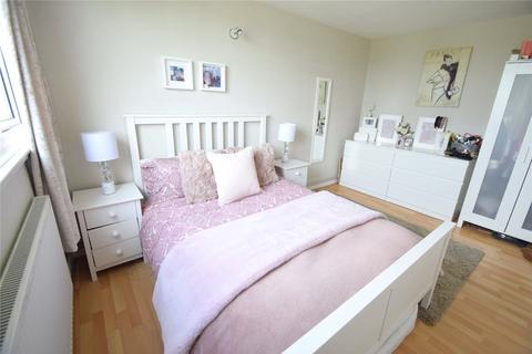 39 Christian Square, Windsor, SL4 1TD