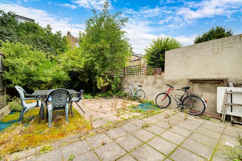 25 Cardozo Road, London, N7 9RJ