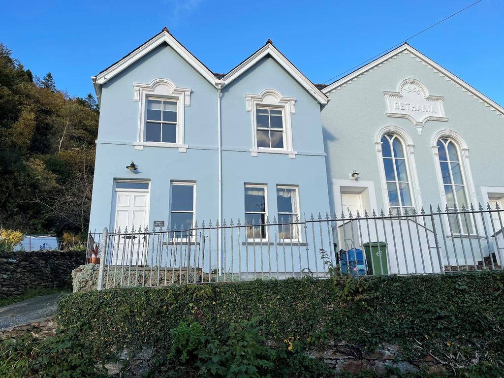 Bryn Hyfryd, Bontddu, Dolgellau LL40 2UW 4 bed semidetached house £