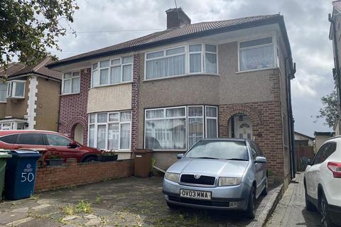 3 bedroom semi-detached house for sale - Bellamy Drive, Stanmore