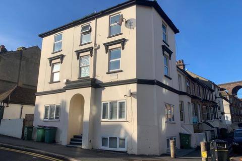 27 Bradstone Road, Folkestone, CT20 1HW