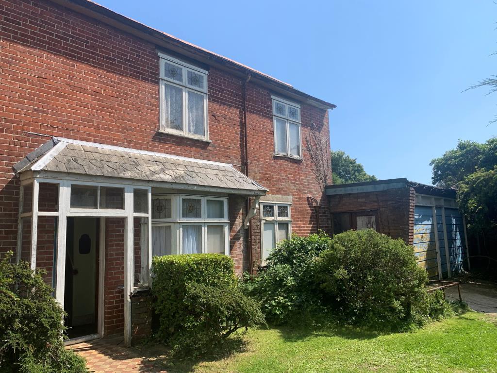 86 Elson Lane, Elson, Gosport, Hampshire 2 bed end of terrace house £