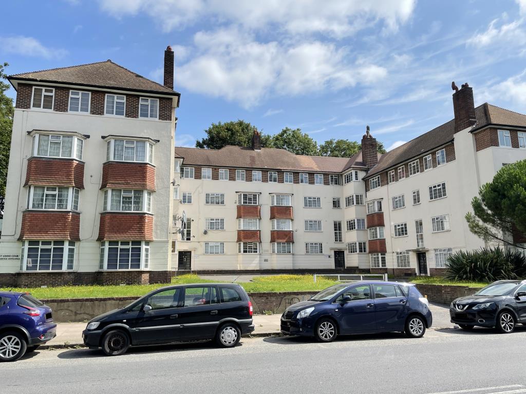13 St. John's Court, Lewisham Road... 2 bed flat £165,000