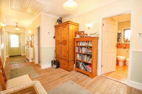 66 Greensward Lane, Hockley, SS5 5HF
