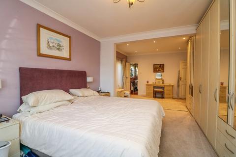 66 Greensward Lane, Hockley, SS5 5HF