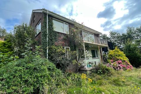Tirrenia Cliff Road, Hythe, CT21 5XH